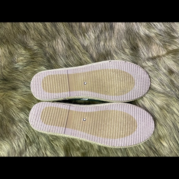 New Michigan State Womens Canvas Loafers - Picture 3 of 3